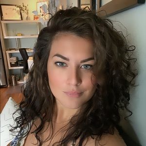 Meet your Posher, Keri